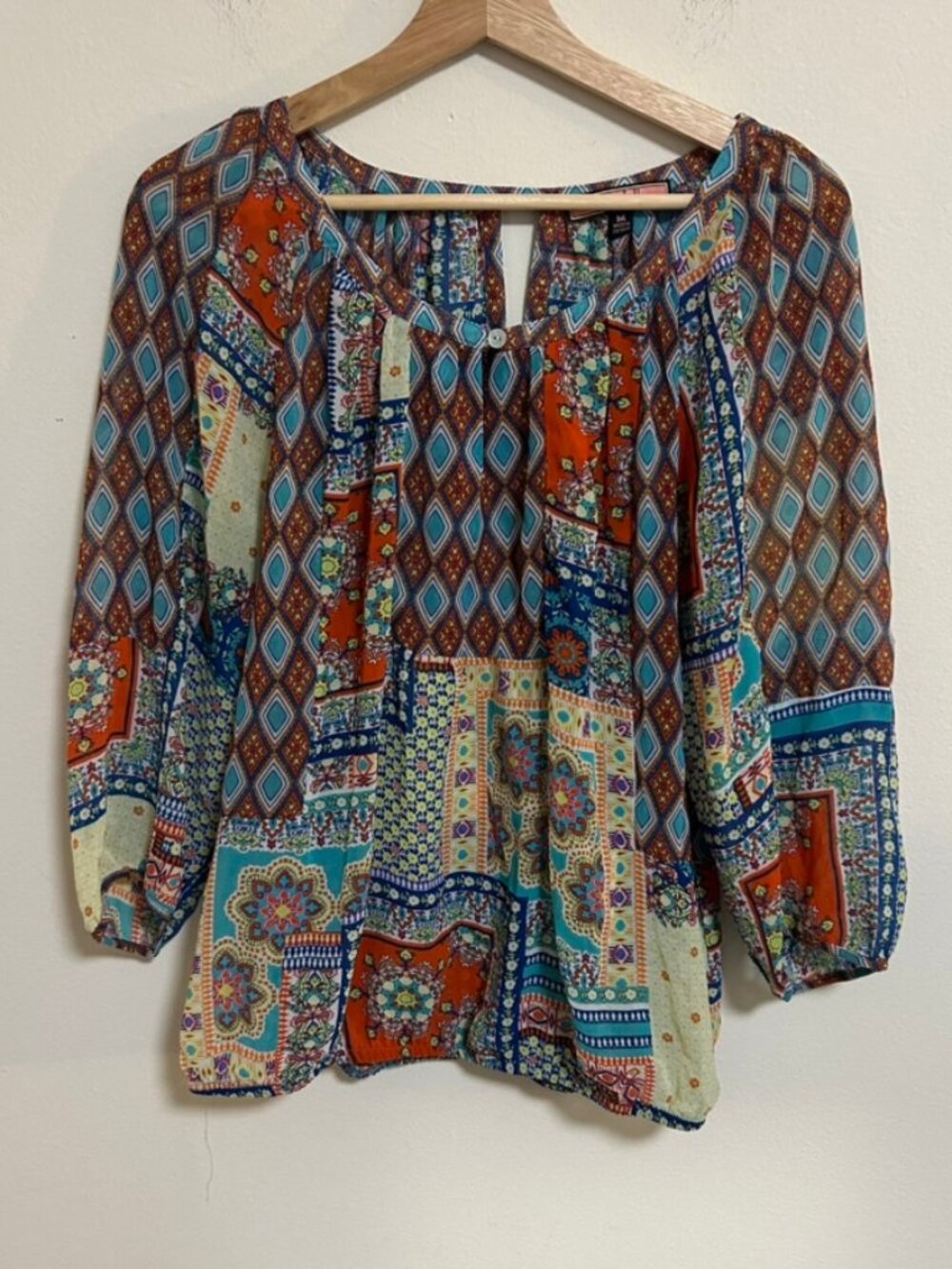 Boho-Style Multicolor Patchwork Blouse Flowy Puffy Sleeve Sz Med Olive Hill EUC